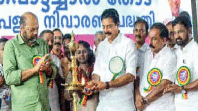 പൊട്ടച്ചാൽ തോട്  നവീകരണം തുടങ്ങി