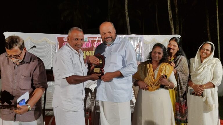 ജീവകാരുണ്യ പ്രവർത്തകനെ ആദരിച്ചു